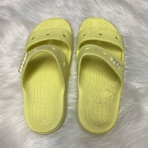 | CROCS | women’s shoes. Size 9.